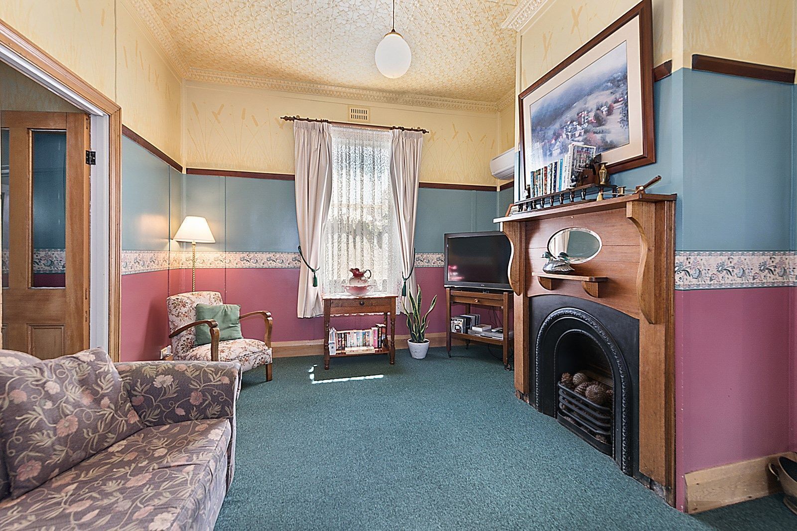 Comstock Cottage Await's You. — image 2