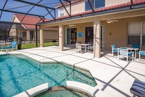 Outdoor pool - Aviana Resort-spacious 6bd/5.5ba Home - #6av442 (Davenport)