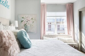 3 chambres, fer et planche à repasser, lit parapluie, Wi-Fi gratuit