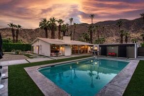 Ulkouima-allas, lämmitetty uima-allas