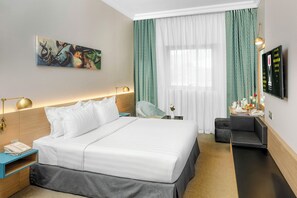 Sengetøy av topp kvalitet, safe på rommet og individuelt dekorert