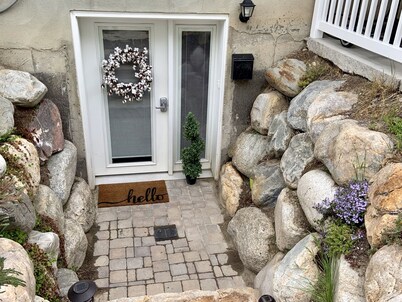 Impeccably maintained, fun yard, 3 Mi from Thanksgiving Point in Lehi