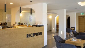 Ảnh chưa phân loại, 5 trong số 87 ảnh, nút