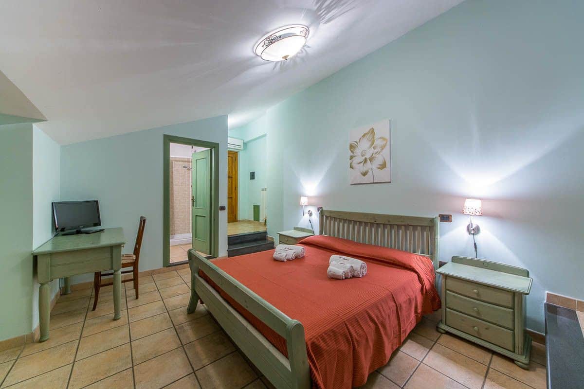 Habitación triple estándar | Wifi gratis y ropa de cama