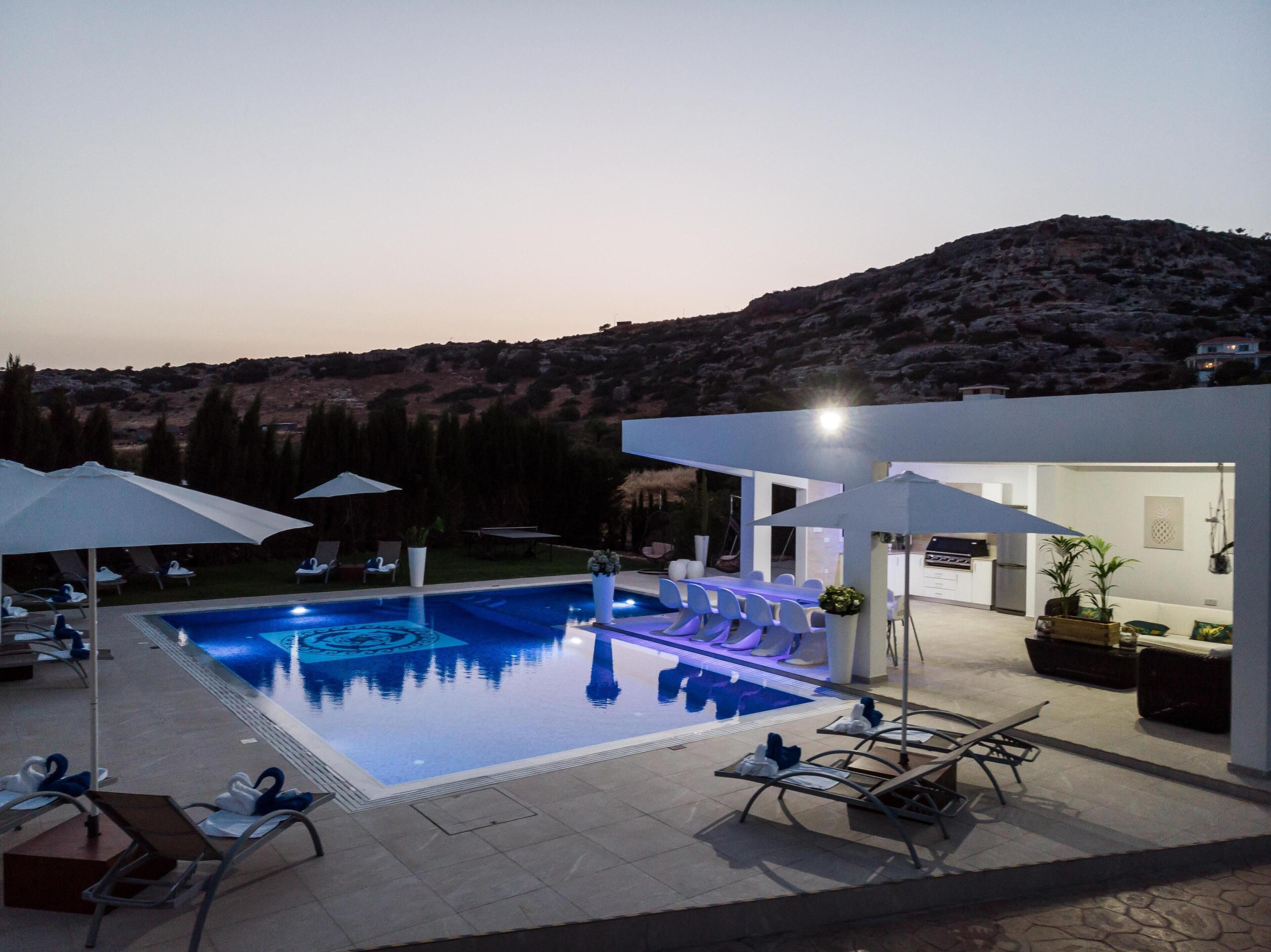 Piscine extérieure, piscine chauffée