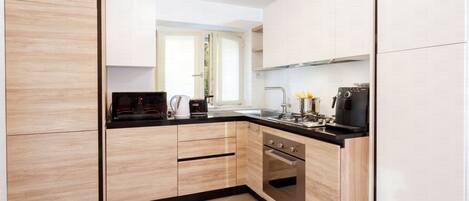 Fridge, microwave, oven, dishwasher