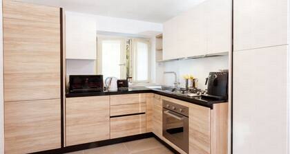 Apartment ski-in/ski-out in front of Valtournenche gondola with private garage