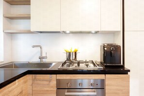 Fridge, microwave, oven, dishwasher