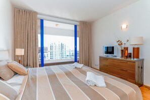 2 makuuhuonetta, silitysrauta/-lauta, ilmainen Wi-Fi, vuodevaatteet