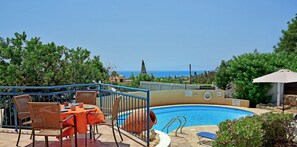 Outdoor dining - Delightful Coral Bay Villa,Large Pool, Billiard,Wonderful Area,Villas for Groups (CORAL BAY PAPHOS)