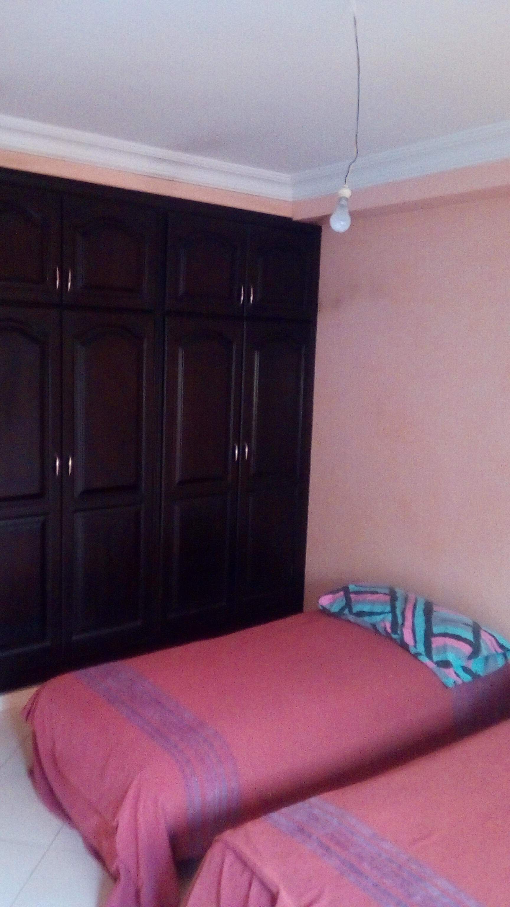 2 室のベッドルーム