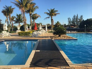 Outdoor pool - Beautiful house in Buzios Marina (Lot. Praia Baia Formosa)