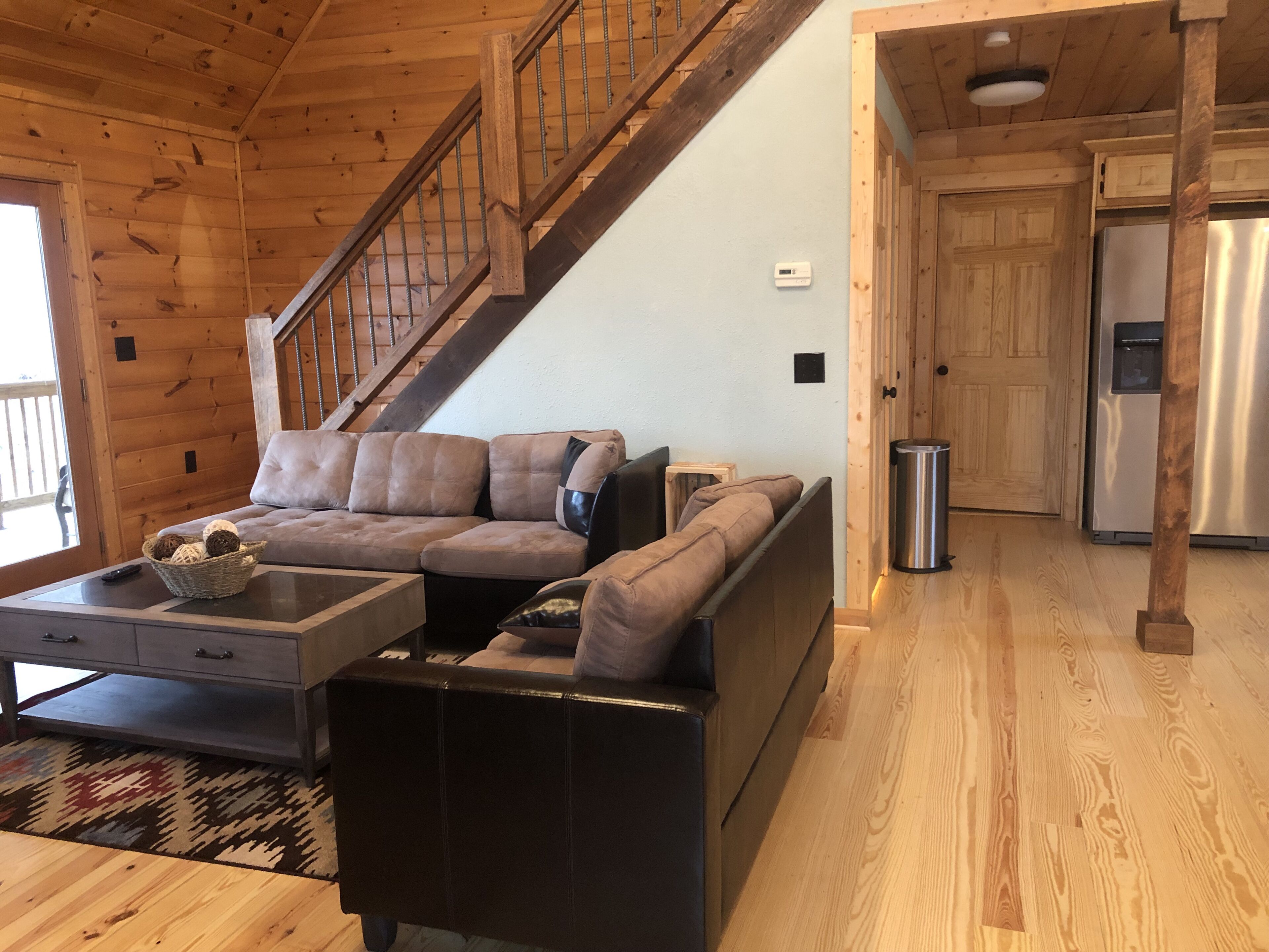 TV, fireplace, DVD player, table tennis