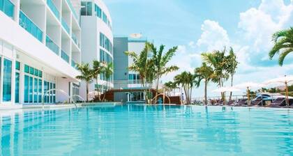 MEGA MARINA - Veneen liukumäki - 60 jalkaa