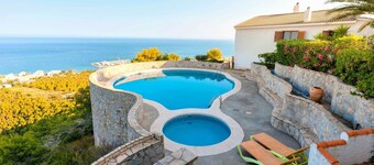 Breizas Villas: Avslappende Escape med basseng og utsikt, Breizas Villas with Private Pool