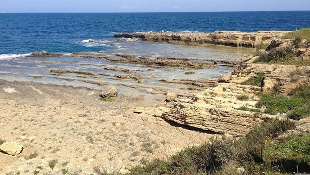 A coastal landscape with rocky terrain and a clear view of the sea. - If you dream it, you can make it come true.Relax and enjoy the unique experience of VillaLena (Siracusa)