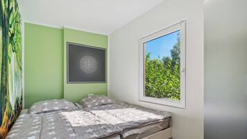 2 Schlafzimmer, Reisekinderbett, kostenloses WLAN
