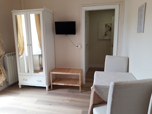 Double Room, Terrace | 1 bedroom, desk, blackout drapes, soundproofing - Il Sorriso (Florence)