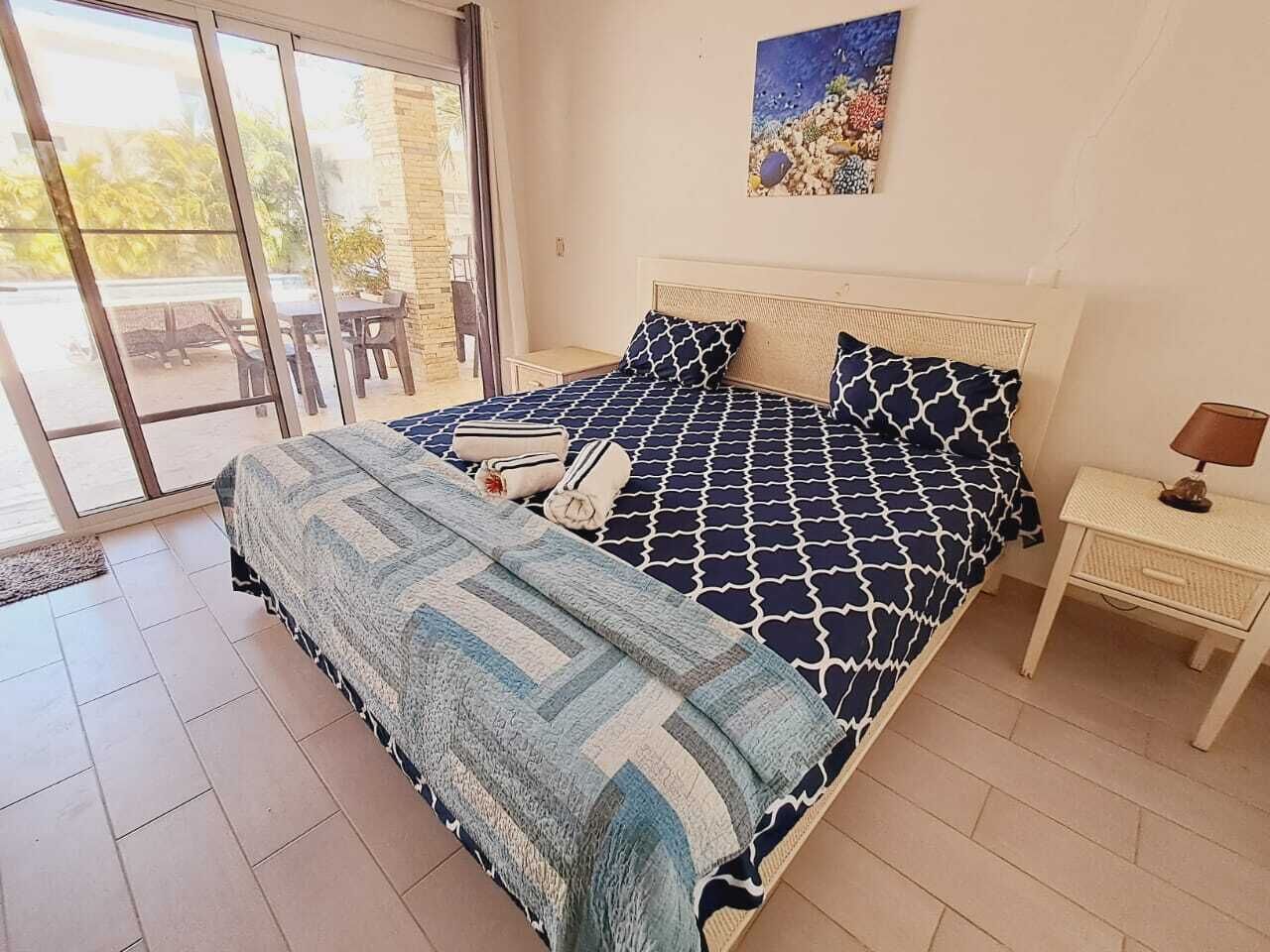 6 bedrooms, in-room safe, iron/ironing board, travel crib
