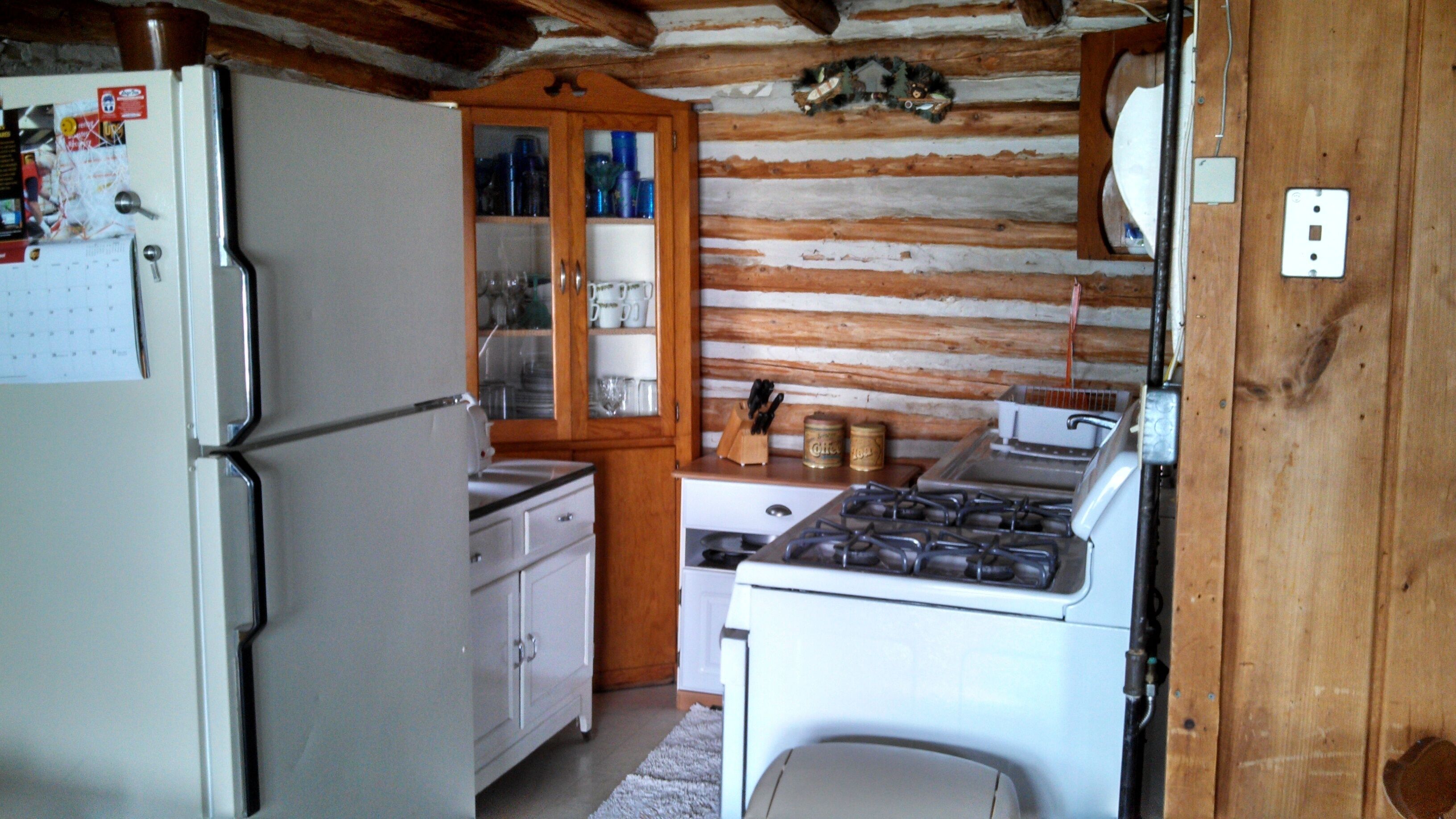 Peaceful Lakefront Getaway 2 B/1 BA