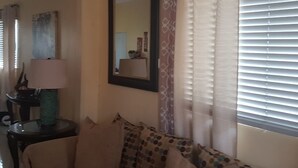 Unclassified image, 3 of 14, button - Caribbean Estates Townhouse (Portmore)