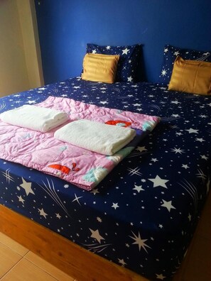 Wifi gratis y ropa de cama 