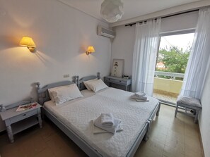 基础双人房, 海景 | 客房内保险箱、免费 WiFi、床单