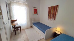 3 chambres, bureau, fer et planche à repasser, Wi-Fi gratuit