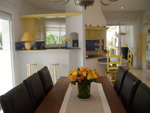 Dining - BETWEEN ARCACHON AND OCEAN, BIG HOUSE - LE TEMPLE (Le Temple)