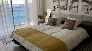 5 bedrooms, in-room safe, desk, iron/ironing board