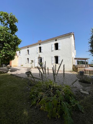 Exterior - Charming property in Madiran (Saint-Lanne)