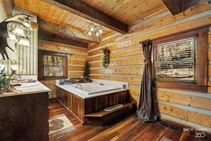 Shower, jetted bath, hair dryer, towels