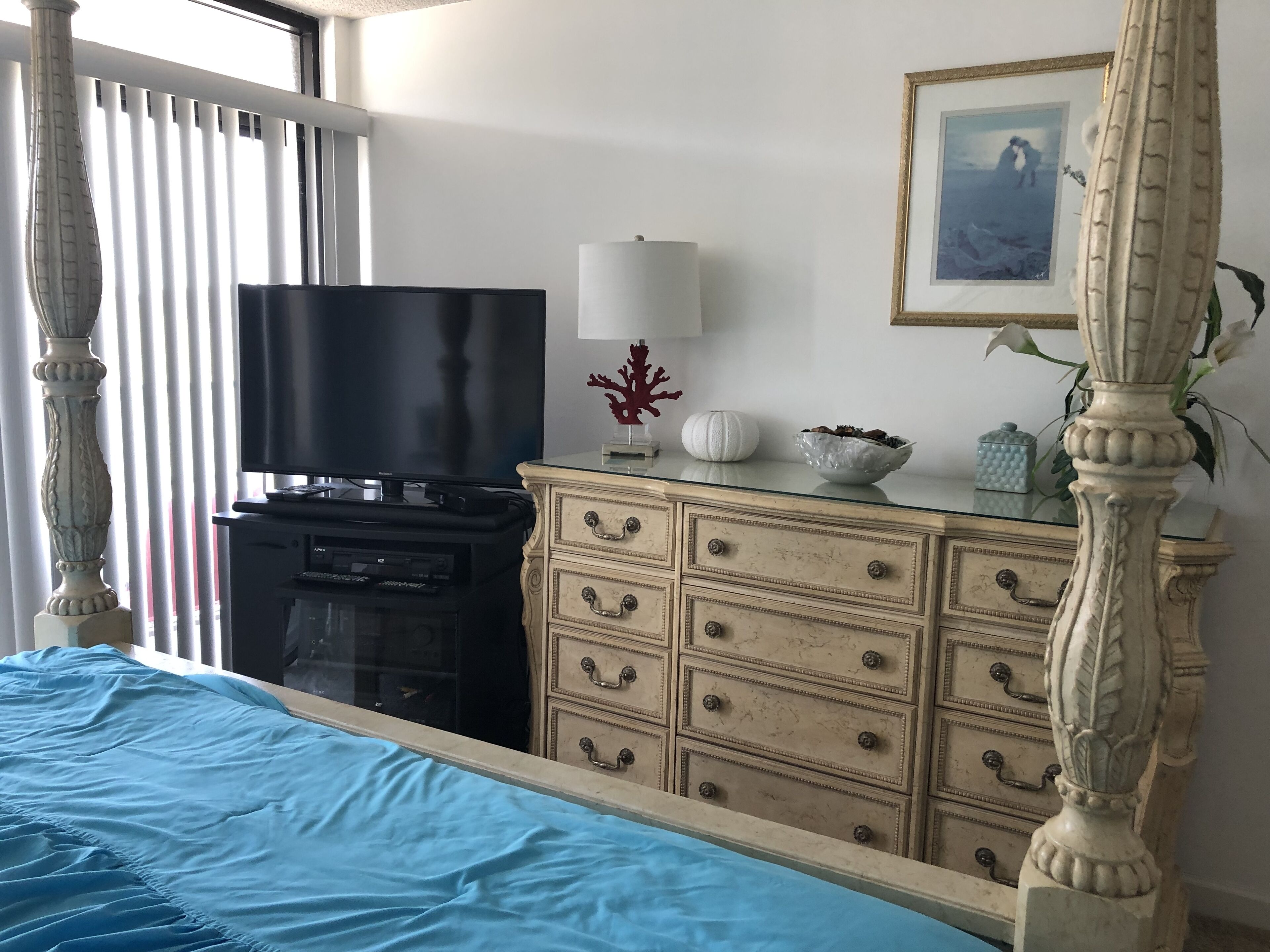 Unit 507, Luxury 2 Bedroom with Oceanview (side), Lazy River,Pool, and hot tub