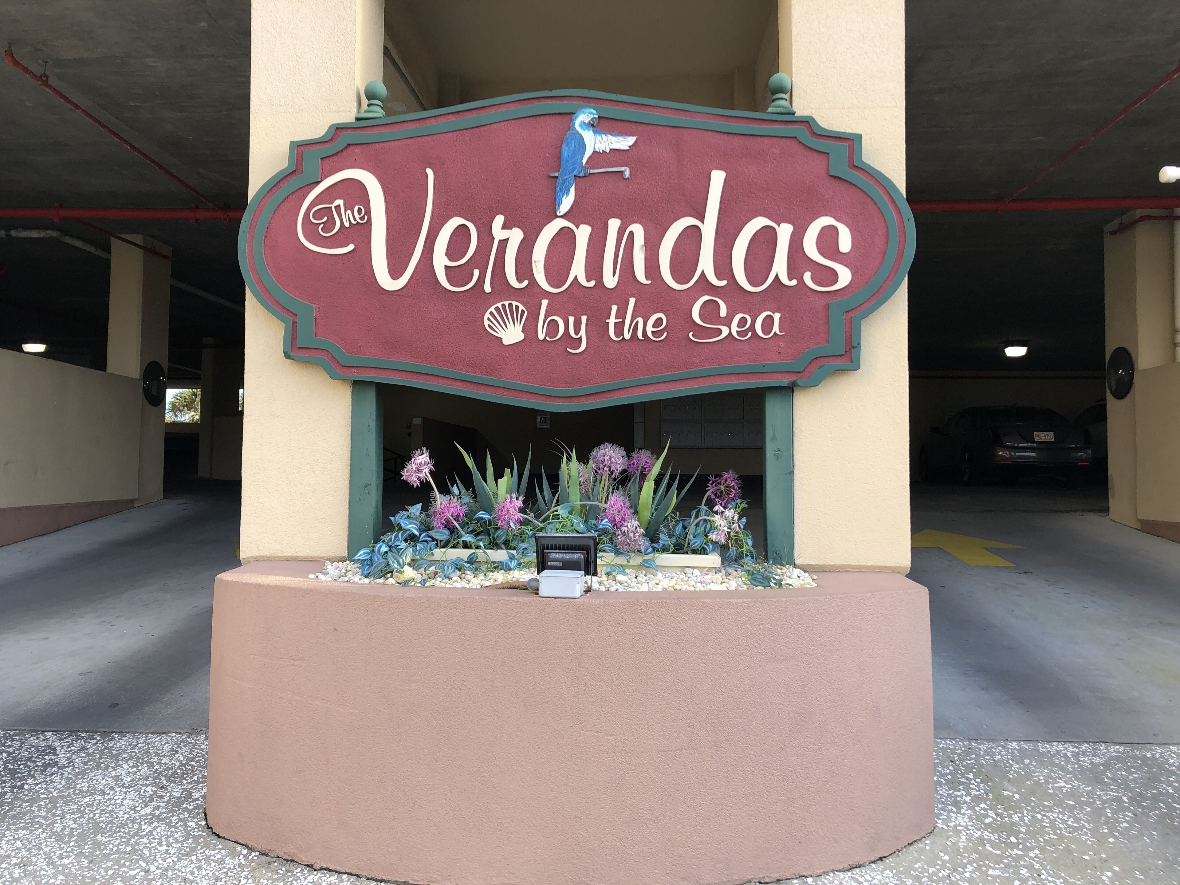 Unit 507, Luxury 2 Bedroom with Oceanview (side), Lazy River,Pool, and hot tub