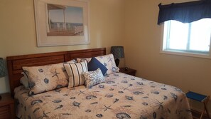 2 bedrooms, free WiFi, bed sheets - Relaxing Soundside condo with dock, pool, short walk to the beach! (ocean isle beach)