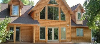 Crivitz Log Cabin on Sandstone Flowage 1 Hour - Lambeau Field