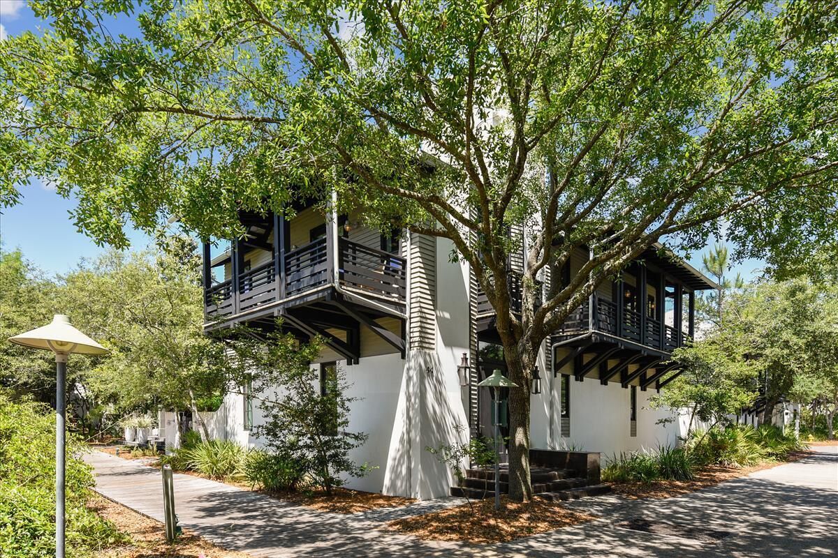 "Timeless" 30A Luxury Rosemary Beach FL Vacation Rental House + 4 Pools + BIKES!