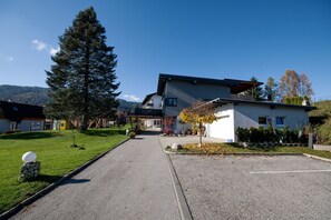 Property grounds - Aktiv Apartments (Villach)
