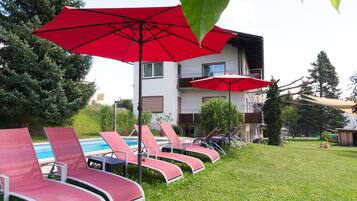 Außenpool (je nach Saison geöffnet)