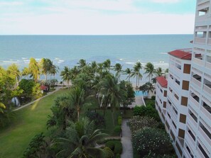 Beach/ocean view