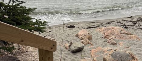 Am Strand, Liegestühle, Strandtücher