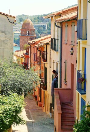 Exterior - L'OUILLE: Beach 2 minutes away, air conditioning, Wi-Fi, close to all amenities. (Collioure)