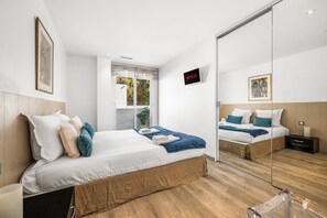 2 chambres, fer et planche à repasser, accès à Internet, literie fournie