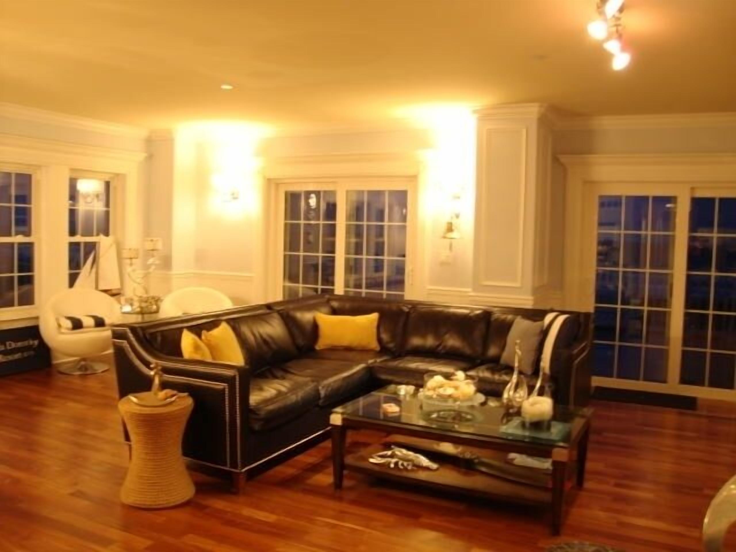 Celebrity Hideout.Exclusive Award Winning Oceanfront Penthouse