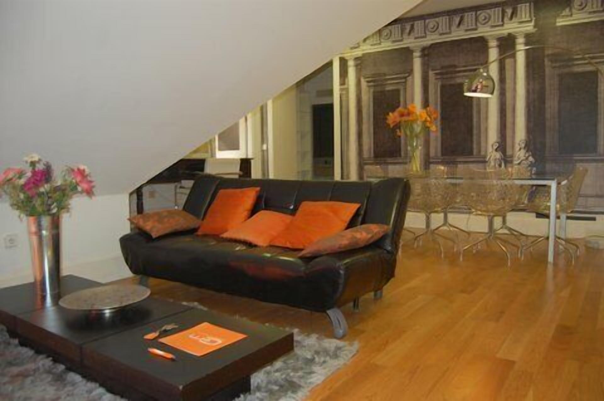 PLAZA MAYOR JUNIOR EXT.