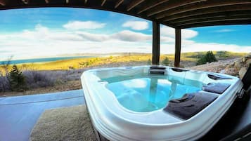 Bañera de hidromasaje exterior