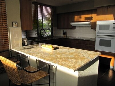 Golf Villa with Ocean View! Reduced Rates & Green Fees!