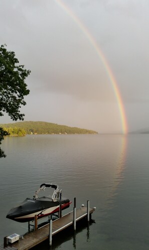 Lake - Bring your boat and enjoy the entire summer on Lake Winnipesaukee/Meredith Bay! (Meredith)
