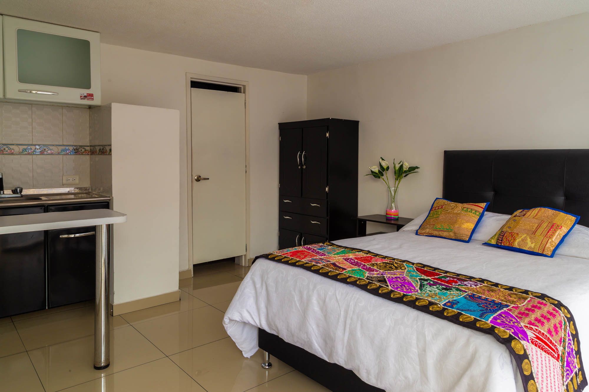 Habitación clásica, 1 cama matrimonial, para no fumadores | Sábanas de algodón egipcio, ropa de cama de alta calidad y edredón 