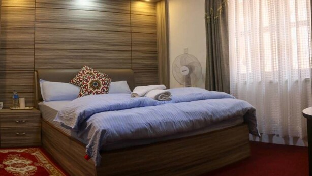 Habitación Deluxe con 1 cama doble o 2 individuales, 1 cama de matrimonio, no fumadores | Zona de estar